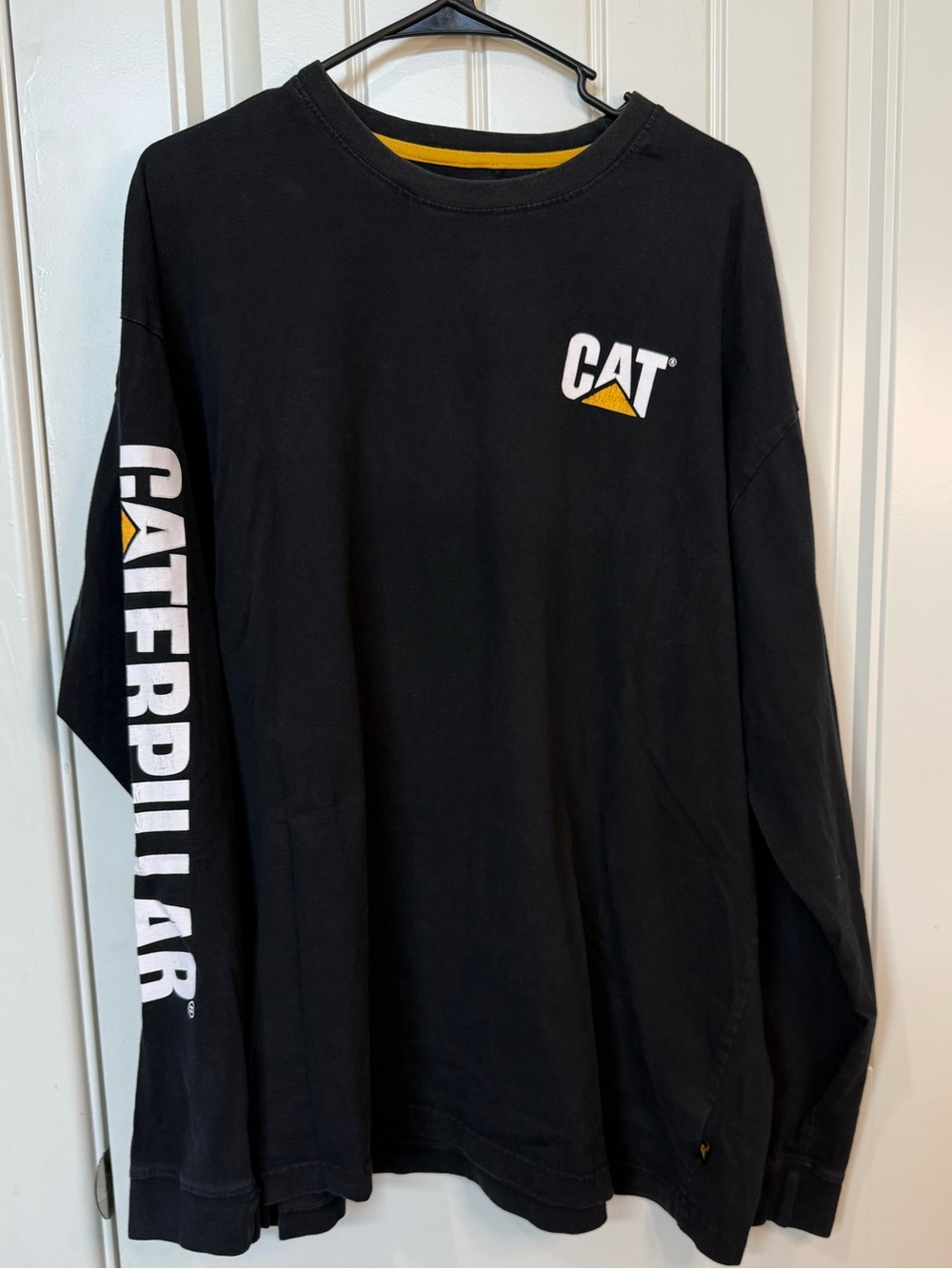 Men’s Caterpillar CAT Black Long Sleeve Shirt w/Yellow Logo 100% Cotton Sz 2XL